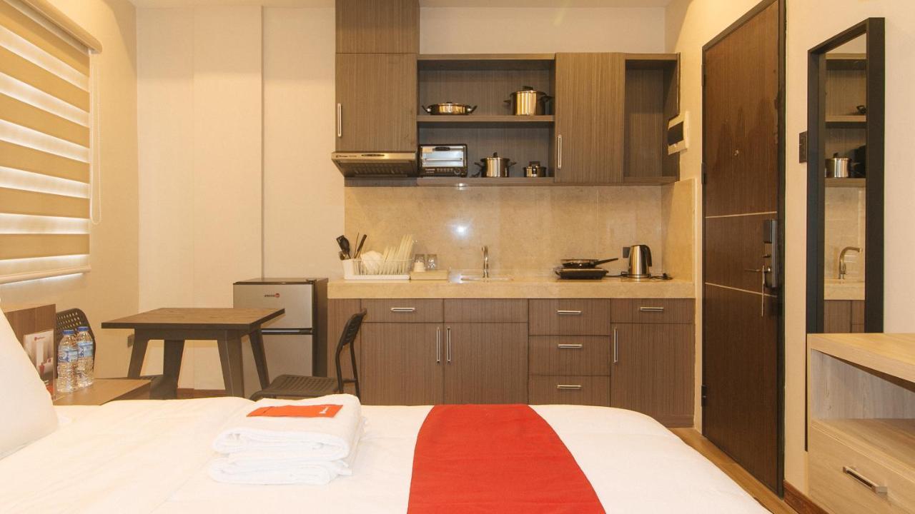 Reddoorz Plus @ Bez Tower And Residences San Juan San Juan  Extérieur photo
