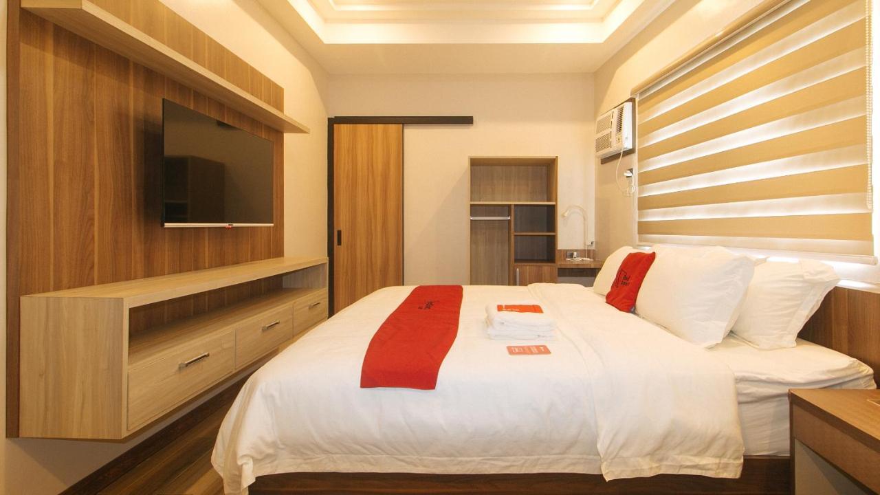 Reddoorz Plus @ Bez Tower And Residences San Juan San Juan  Extérieur photo
