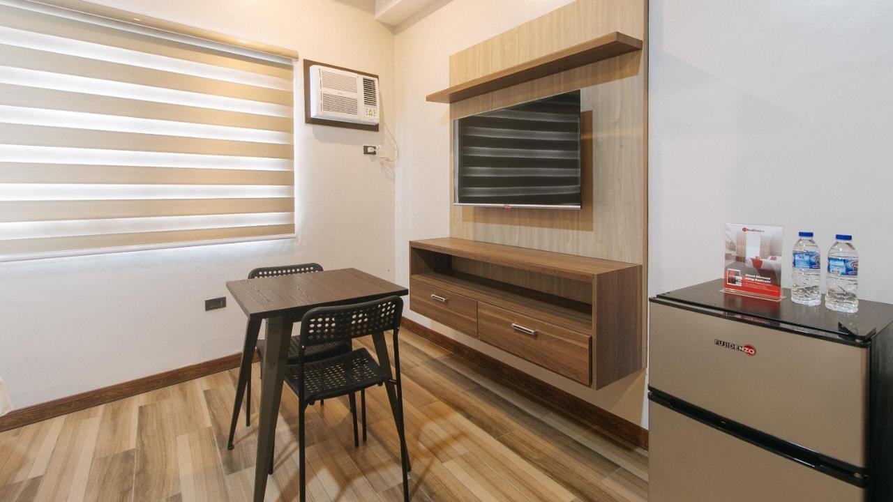 Reddoorz Plus @ Bez Tower And Residences San Juan San Juan  Extérieur photo