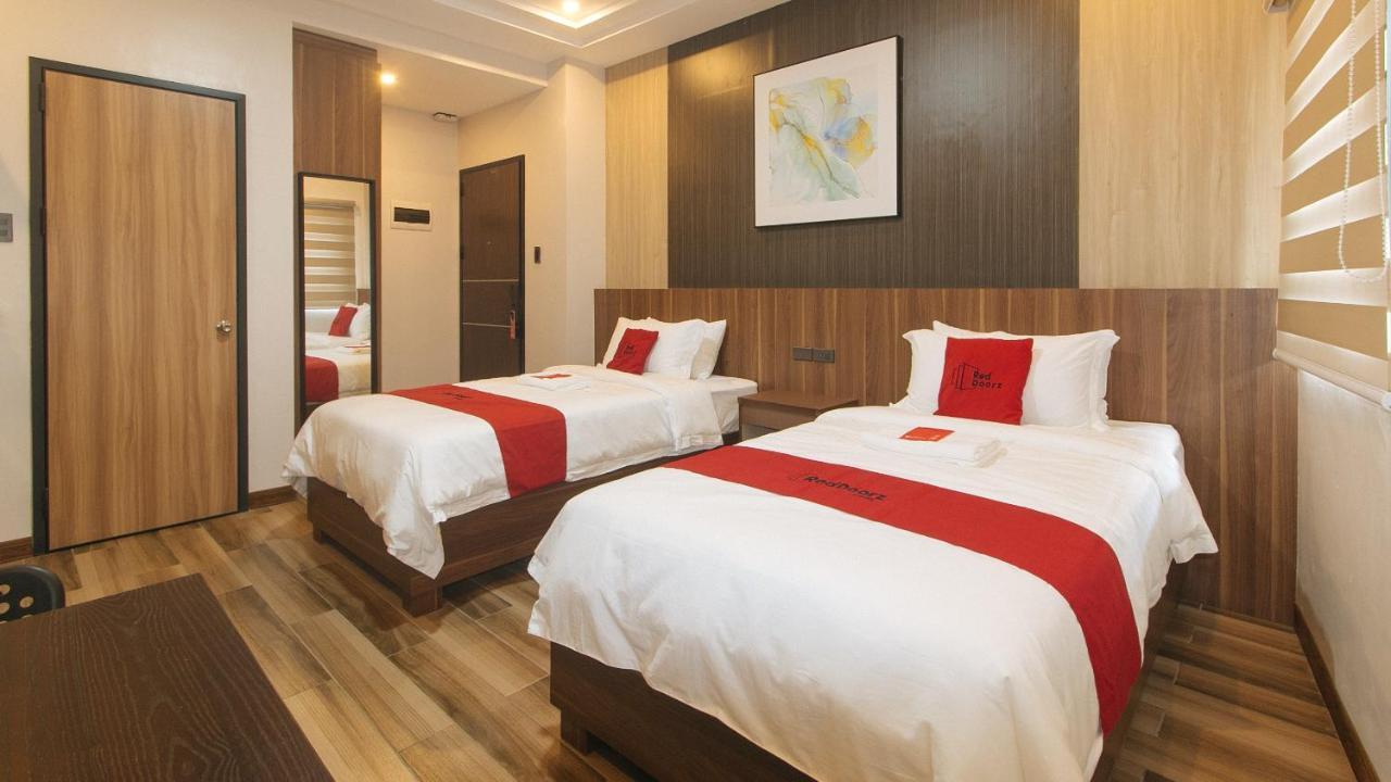 Reddoorz Plus @ Bez Tower And Residences San Juan San Juan  Extérieur photo