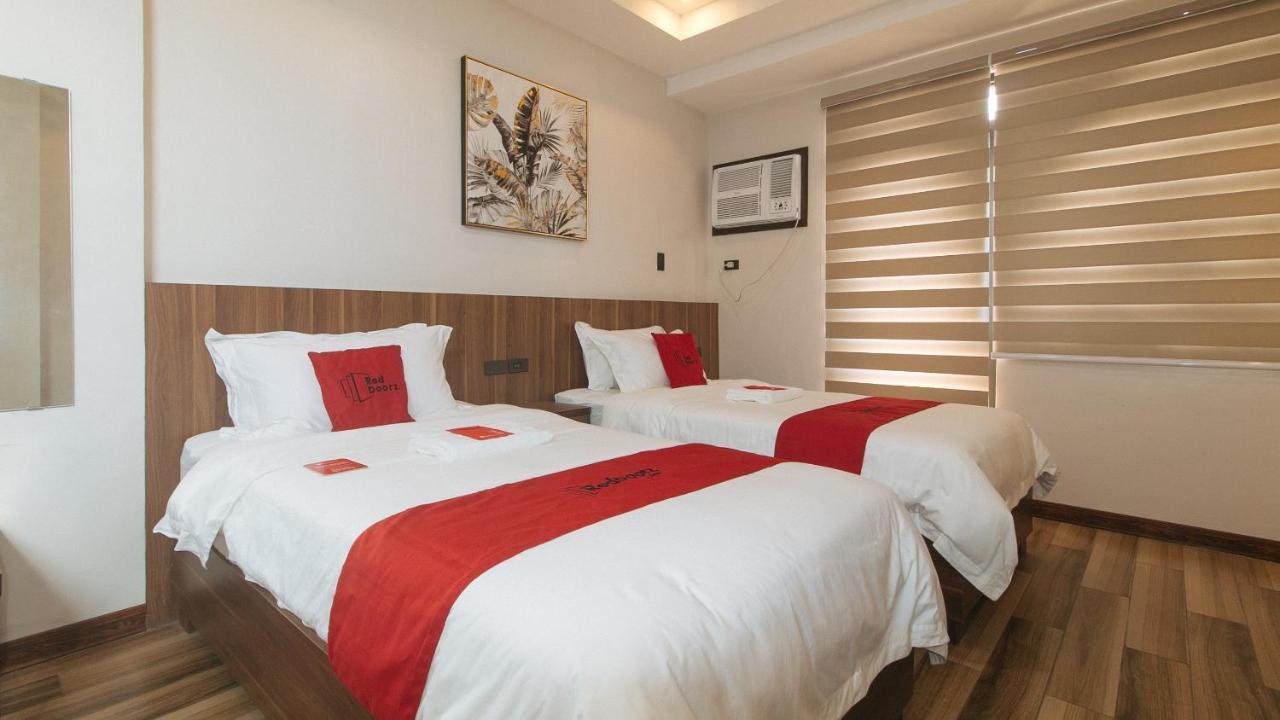 Reddoorz Plus @ Bez Tower And Residences San Juan San Juan  Extérieur photo