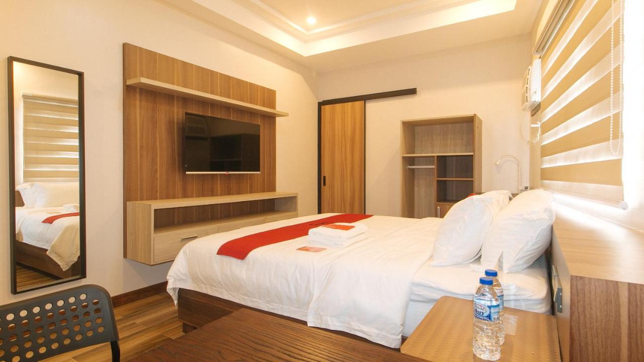 Reddoorz Plus @ Bez Tower And Residences San Juan San Juan  Extérieur photo