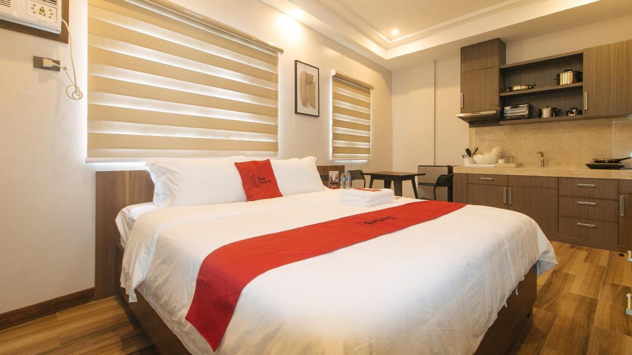 Reddoorz Plus @ Bez Tower And Residences San Juan San Juan  Extérieur photo