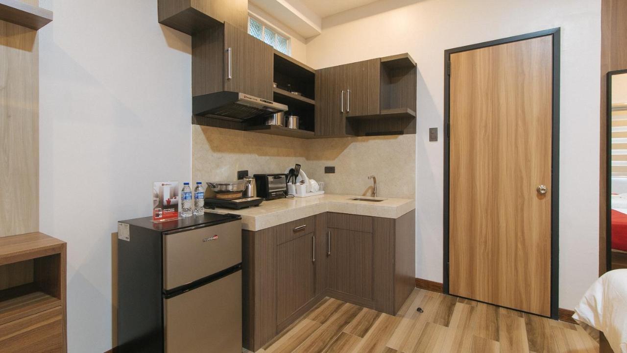 Reddoorz Plus @ Bez Tower And Residences San Juan San Juan  Extérieur photo