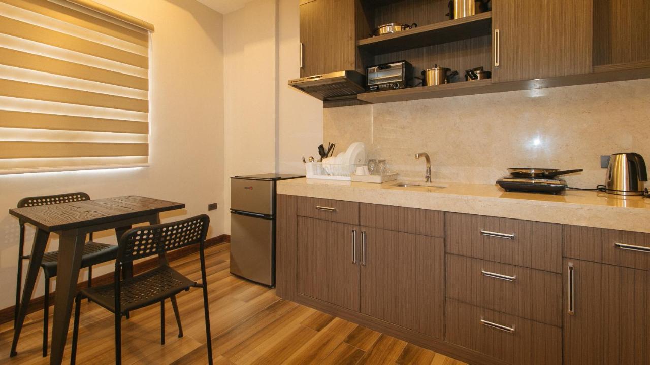 Reddoorz Plus @ Bez Tower And Residences San Juan San Juan  Extérieur photo